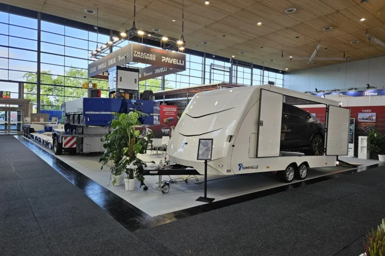 Stand Turatello Trailers con Uniroad a IAA TRANSPORTATION 2026 di Hannover